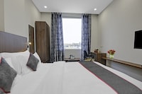 Townhouse Golden Frame near sec 62 noida