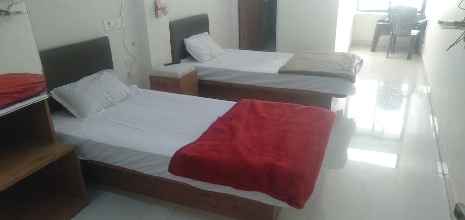 OYO Hotel Lake View, Gadchiroli, Gadchiroli