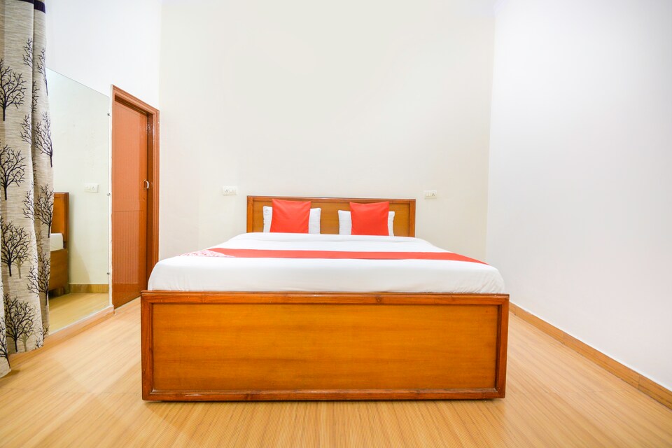 Live under AMB044, Ambala Cantt, Ambala