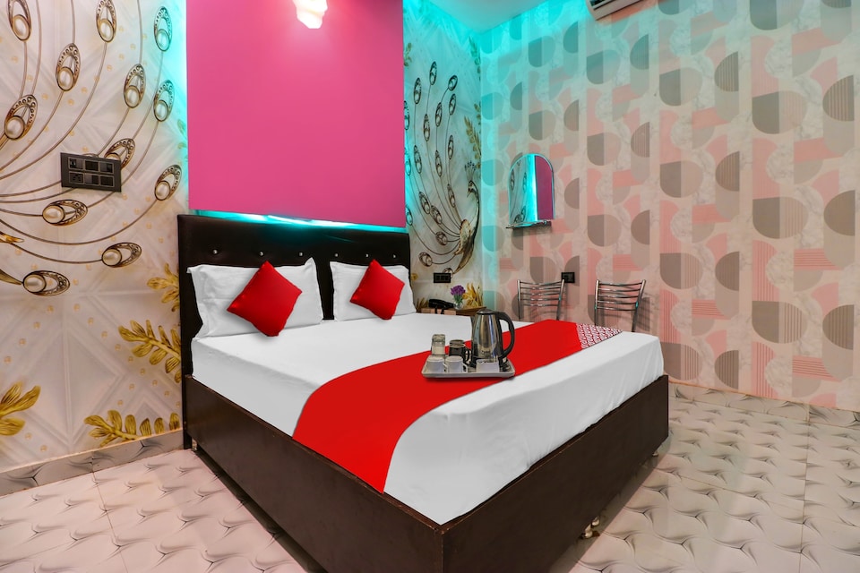 OYO Hotel S Chandra, Meerut, Meerut