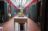 OYO 91341 D'phoenix Anggrek Syariah Residence Near Masjid Jami' Al Amin