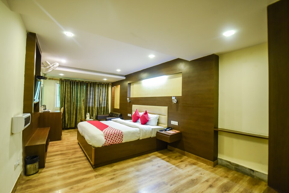 OYO 11470 Hotel Bridge View Premium, The Mall Road-Shimla, Shimla