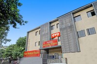 Hotel O Weekend Rooms