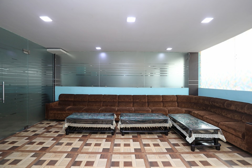 OYO Mahalaxmi Palace, Vikas Nagar Lucknow, Lucknow