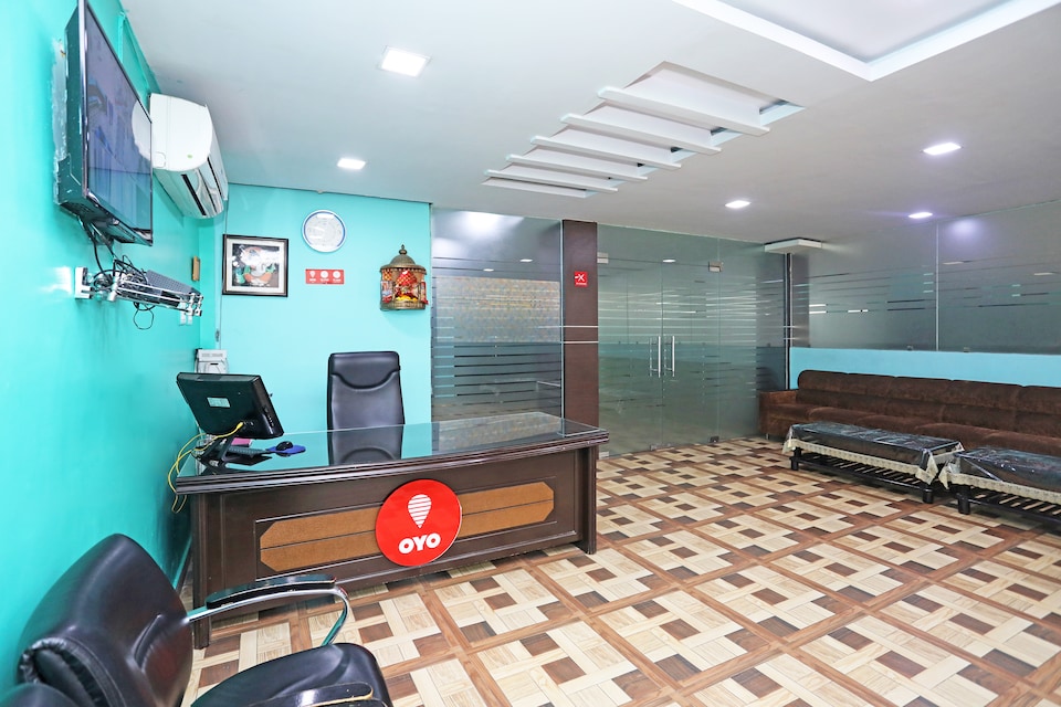 OYO Mahalaxmi Palace, Vikas Nagar Lucknow, Lucknow