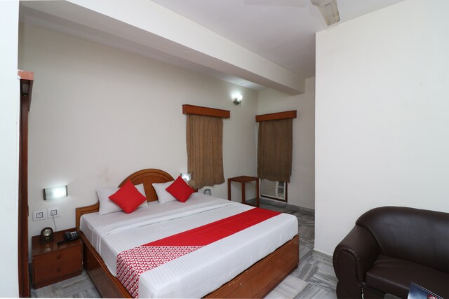 Capital O 1487 Hotel Gardenia Suite