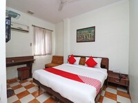 Capital O 1487 Hotel Gardenia Suite