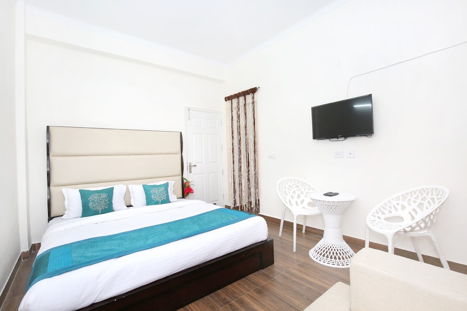 OYO Home 11486 Nature's Paradise 1BHK, Bharari, Shimla