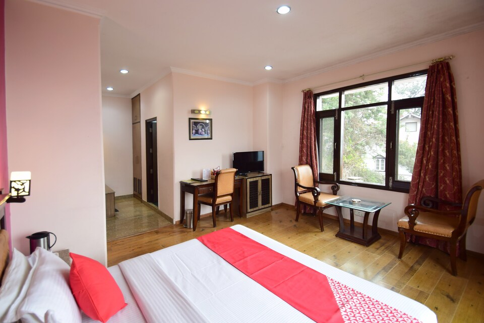 OYO 11494 Hotel Marc, The Mall Road-Shimla, Shimla