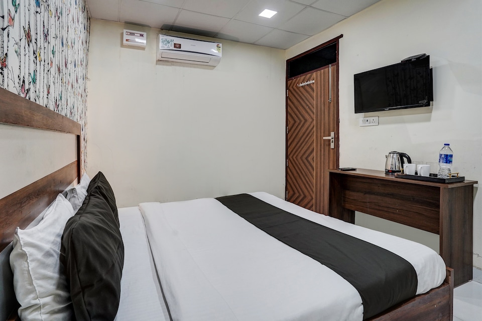 Hotel O Blackberry, Faridabad, Faridabad