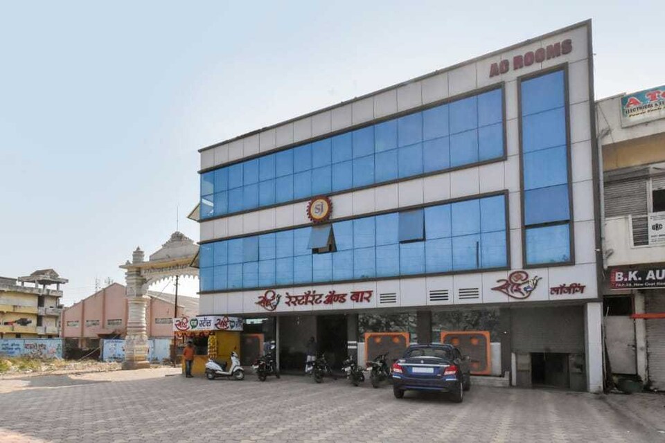 OYO Sai Restaurant Bar And Lodging, Waluj, Aurangabad