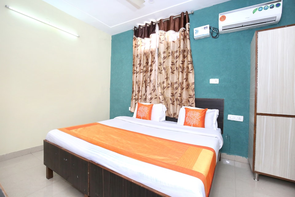 Flagship 11502 Hotel Grande, Dera Bassi Chandigarh, Chandigarh