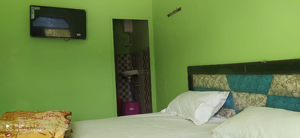 OYO Hotel Mavi Palace, Gajarula, Gajarula