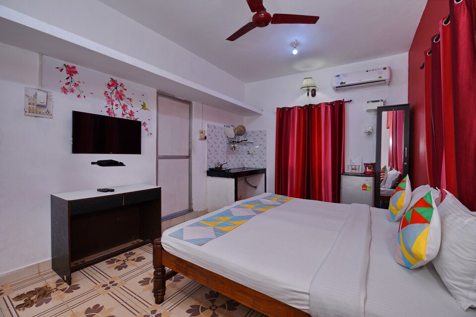 OYO Home 11508 Colourful Studio, Calangute Goa, Goa