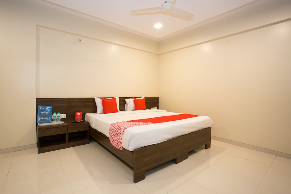 OYO 11512 Hotel Kedari Residency, Pune Camp, Pune