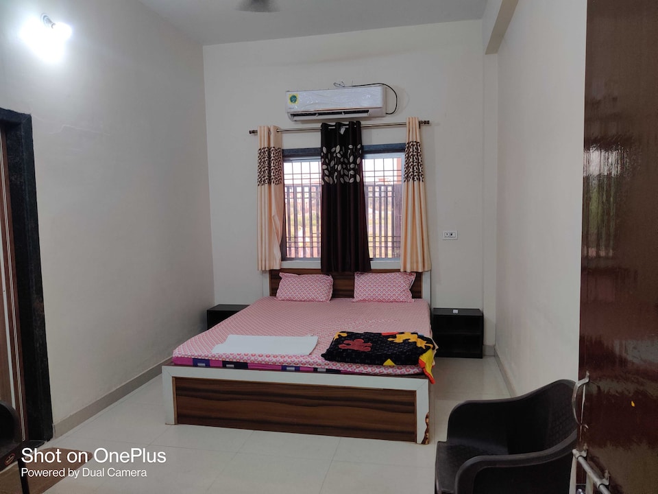 OYO 90657 Mallick Mangalam, Korba, Korba