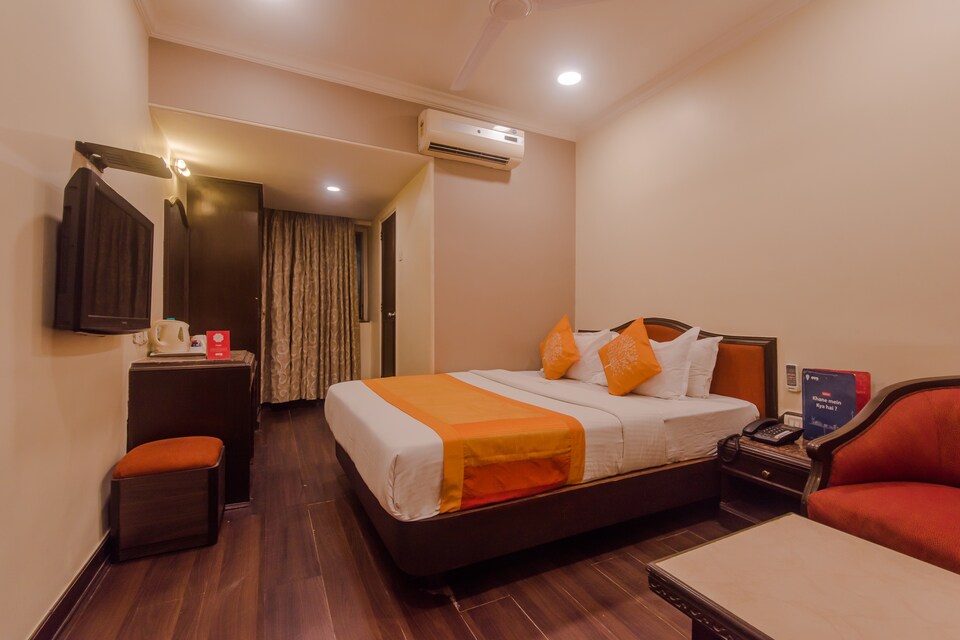 OYO 1490 Hotel Landmark Fort, Mumbai CST-Churchgate-Colaba, Mumbai