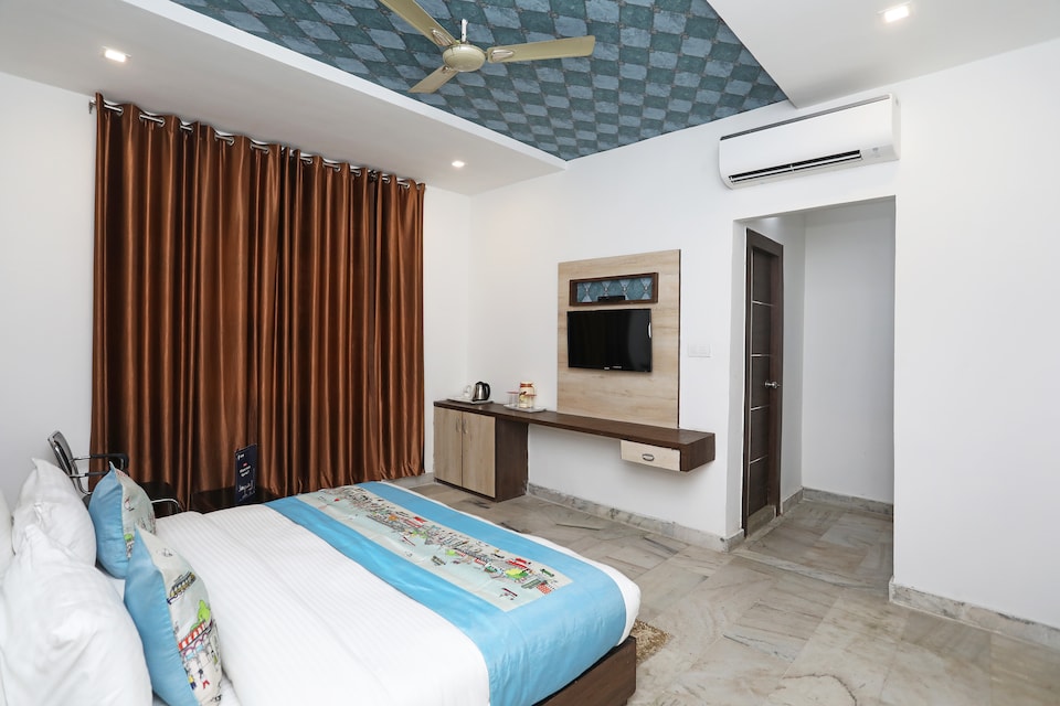 OYO 11538 Shree Kanha Shyam Hotel & Banquet, Phoenix Mall Bareilly, Bareilly