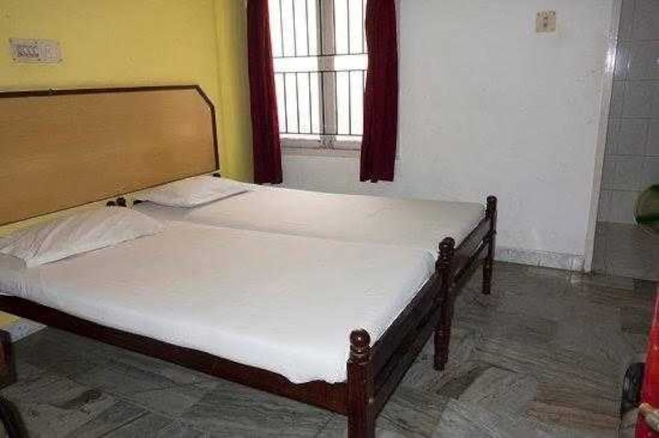 OYO Hotel, Bharatpur, Bharatpur