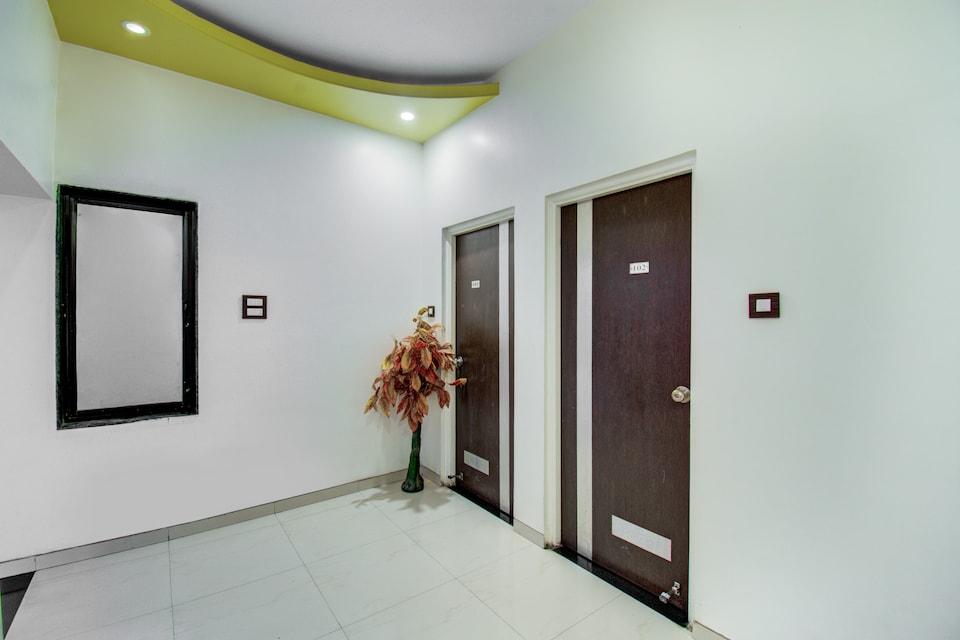 OYO 11548 Hotel Mrunal Palace, Central Bus Stand, Aurangabad
