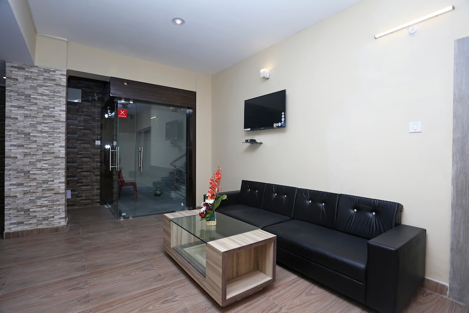 OYO Flagship 11549 Crystal INN, Sakchi Jamshedpur, Jamshedpur