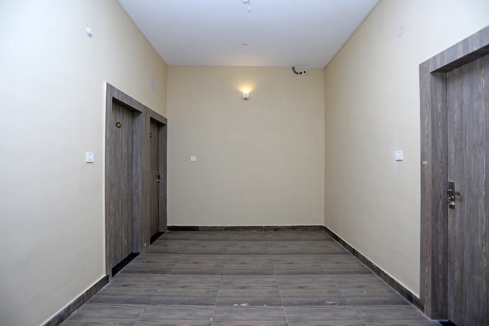 OYO Flagship 11549 Crystal INN, Sakchi Jamshedpur, Jamshedpur