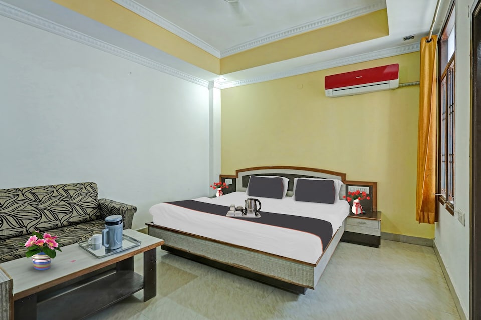 Capital O Hotel Vidya Residency, Katra cluster, Katra
