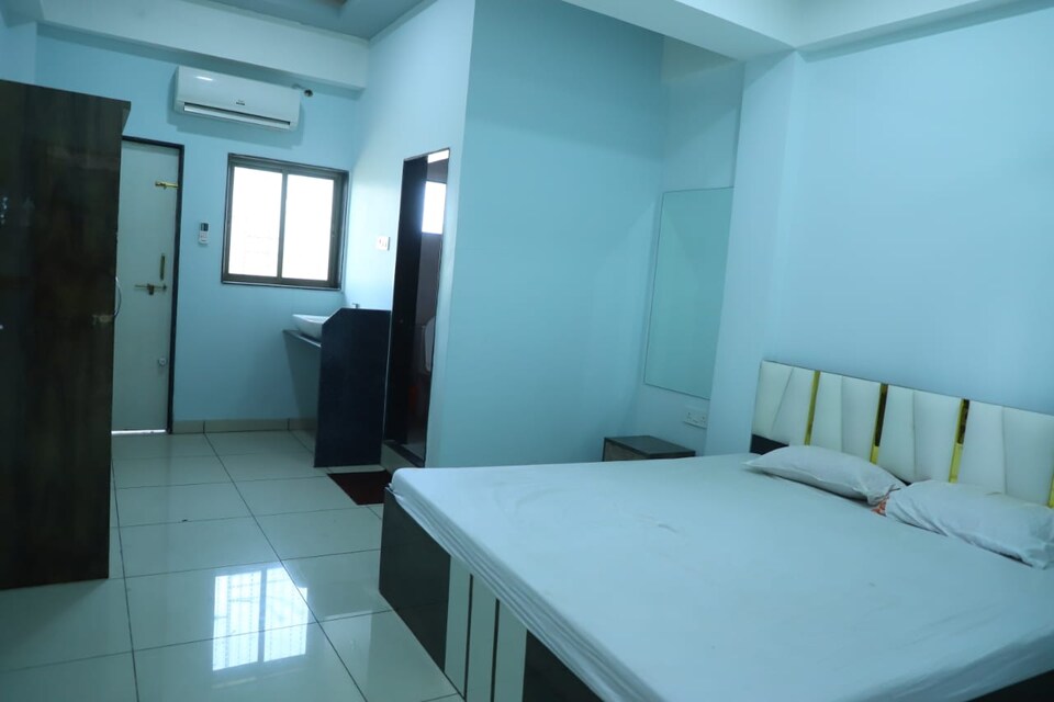 OYO Parth Lough, Latur city, Latur