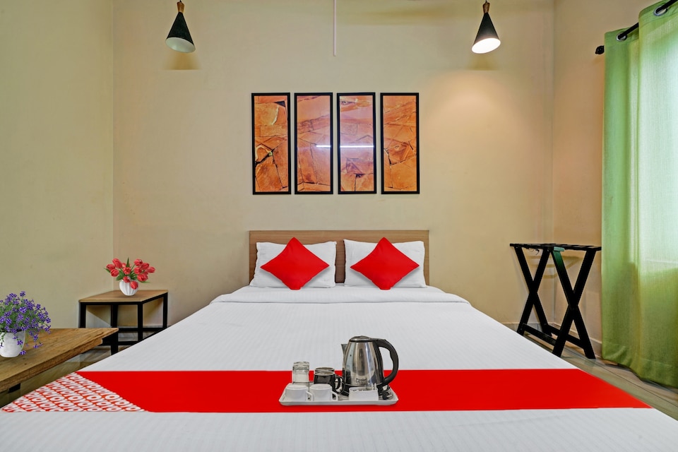 OYO Royal Suites, Edapally Kochi, Kochi
