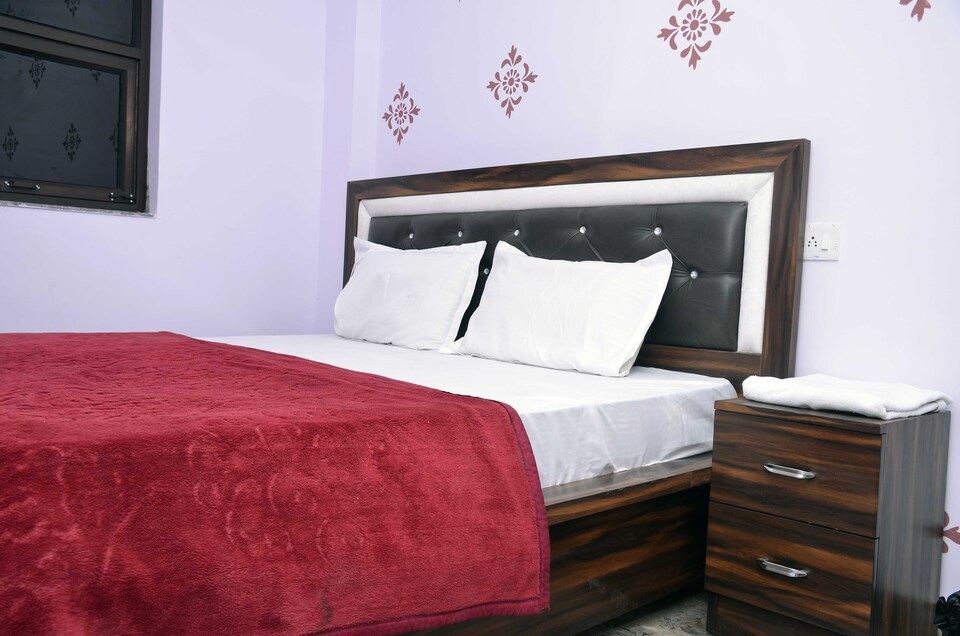 OYO 90777 Hotel Neelkanth, Meerut, Meerut