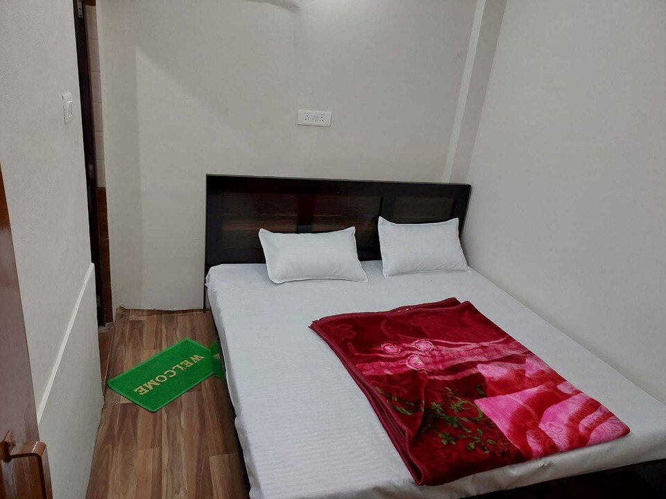 OYO Hotel Ganga Teerath, Har Ki Pauri, Haridwar