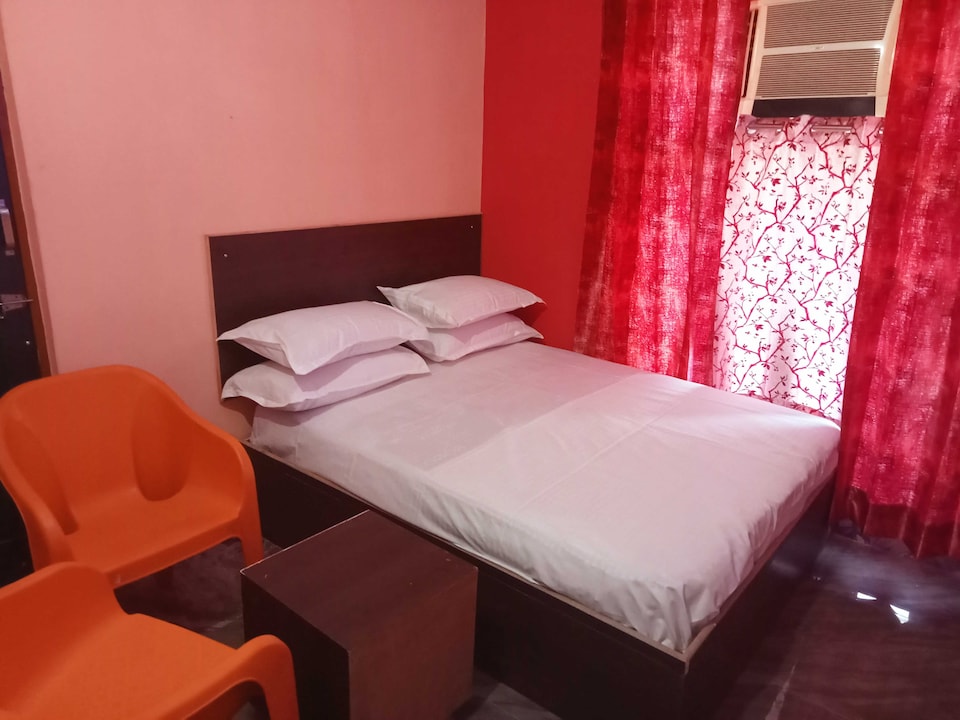 OYO 90792 Vs White House, Sohna Road, Gurgaon