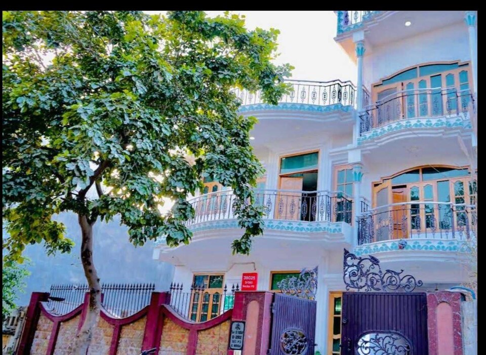 live on nod1987, Greater Noida, Noida