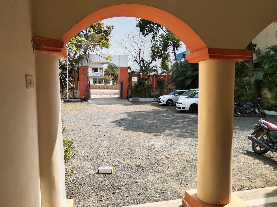 OYO The Shiva Hotel, Betul, Betul