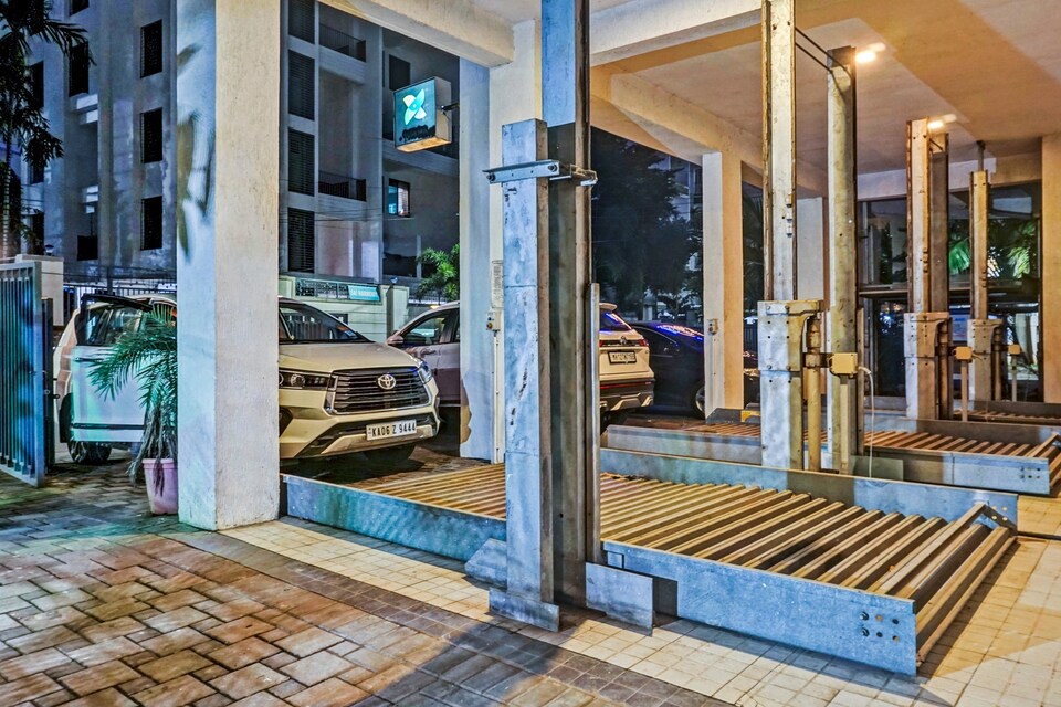 Townhouse OAK Kuval Inn, Baner Pune, Pune