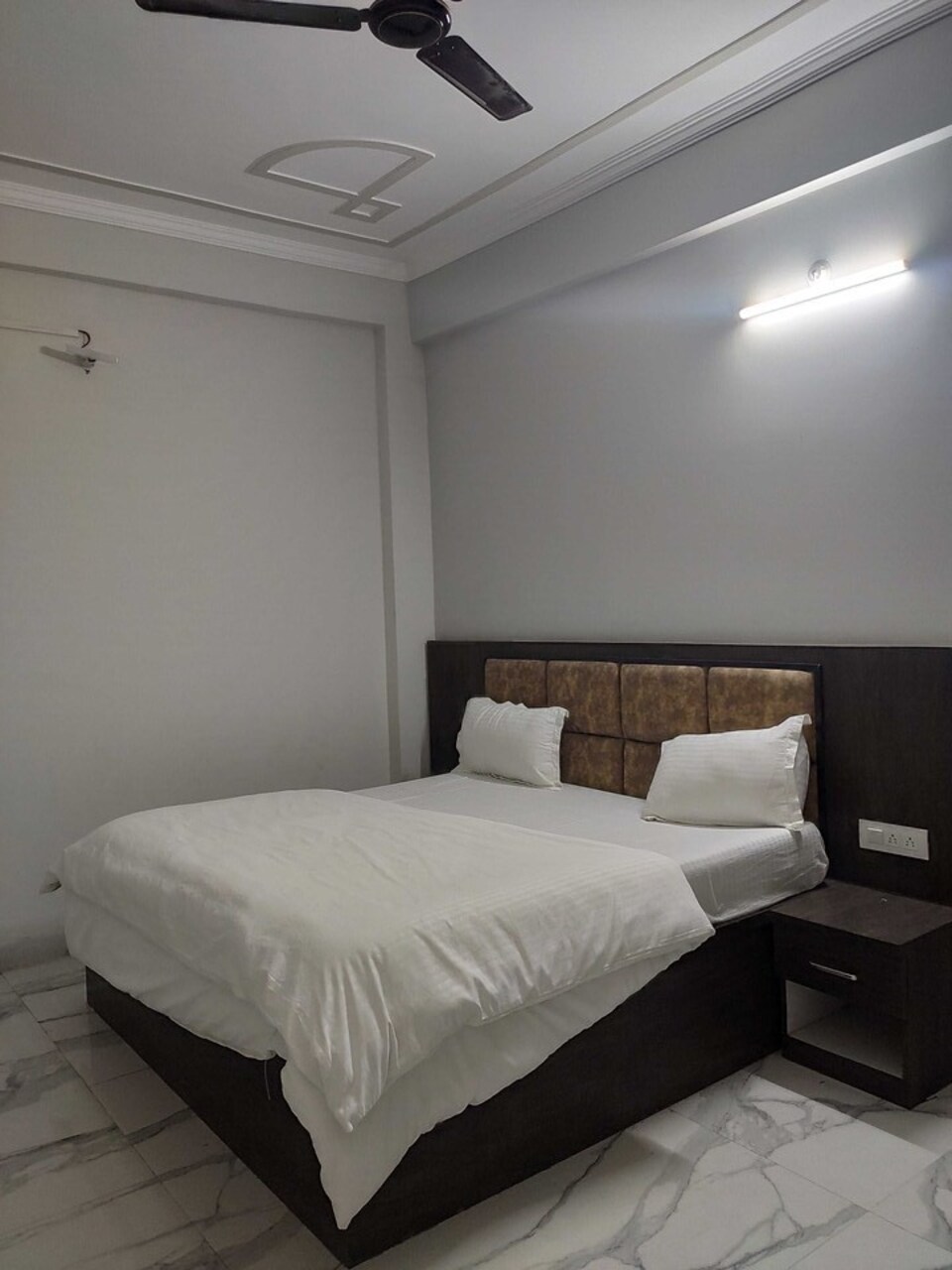 OYO 90826 Balaji Farmhouse, Iglas, Iglas