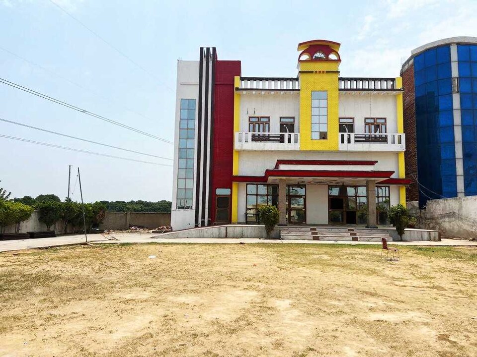 OYO 90826 Balaji Farmhouse, Iglas, Iglas