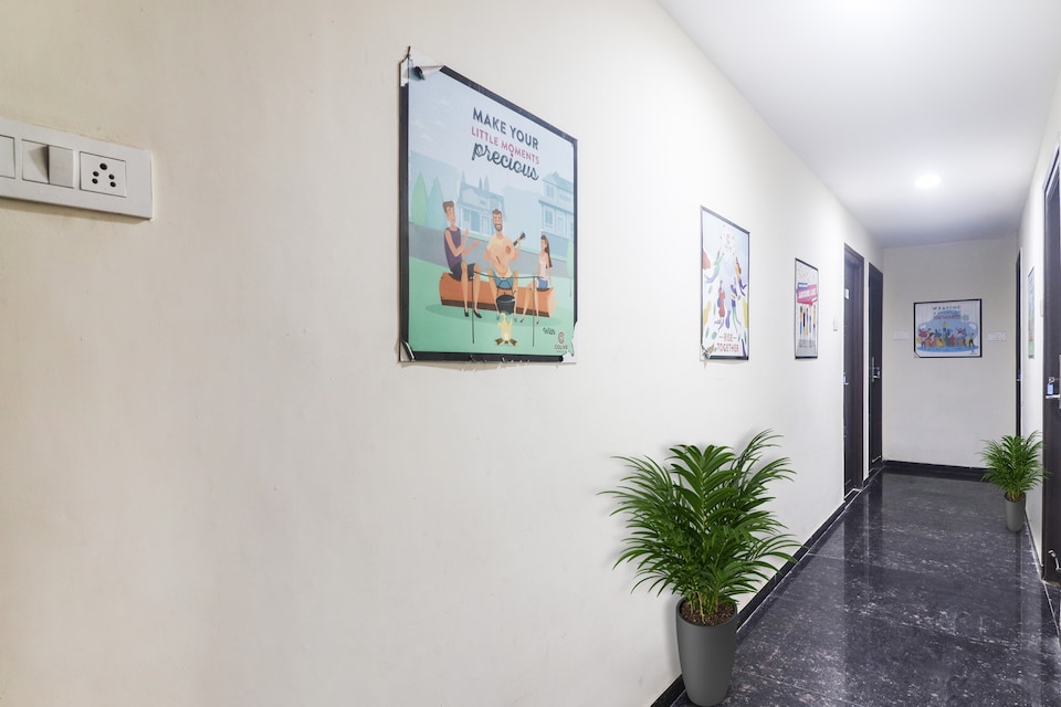 Collection O Lake Side Q City, Gachibowli, Hyderabad