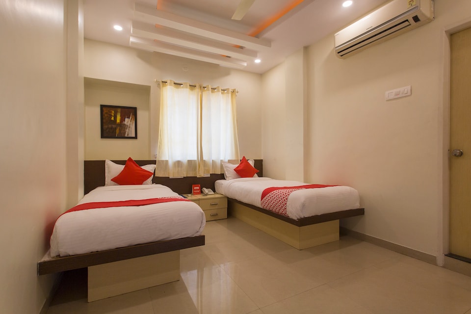 OYO 11566 Shree Swami Apartment, Pimpri Pune, Pune