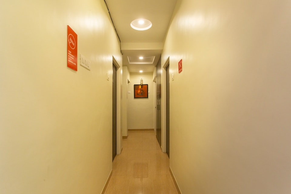 OYO 11566 Shree Swami Apartment, Pimpri Pune, Pune