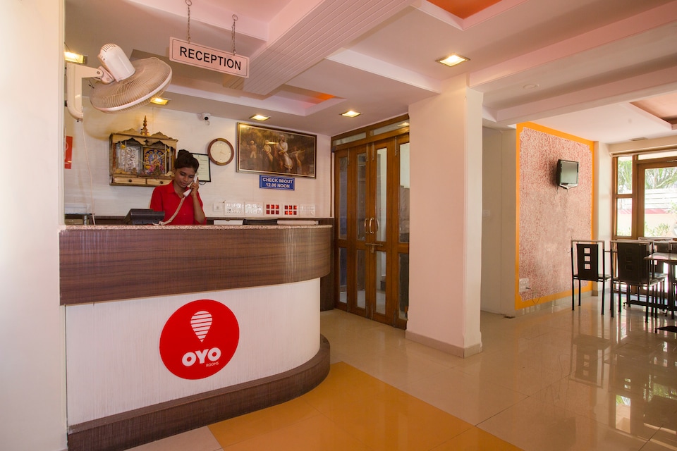 OYO 11566 Shree Swami Apartment, Pimpri Pune, Pune