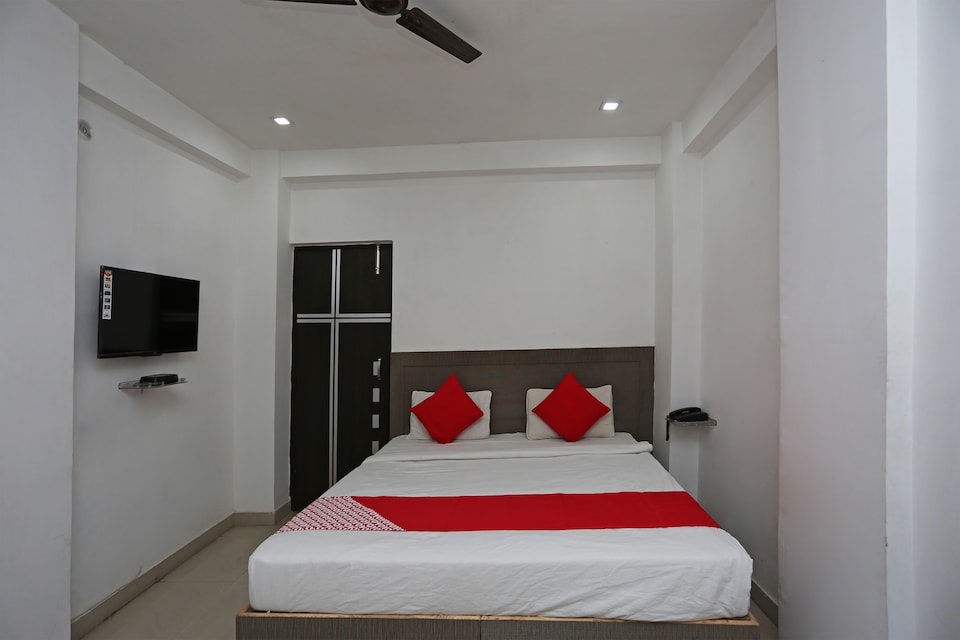 OYO 11575 Hotel Shine, Gandhi Maidan Patna, Patna