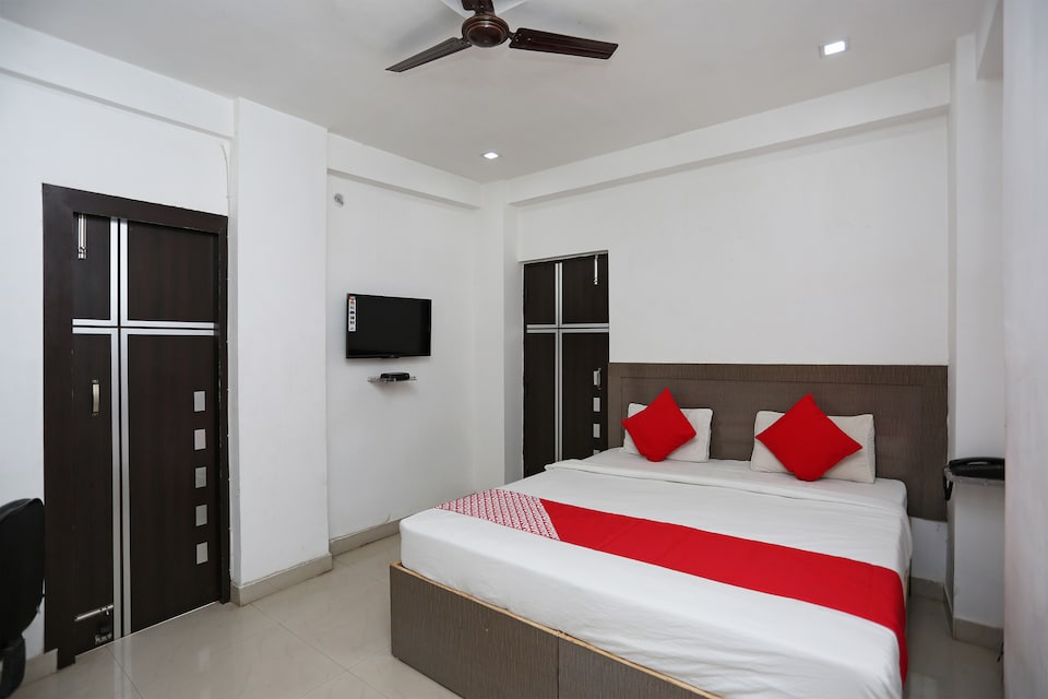 OYO 11575 Hotel Shine, Gandhi Maidan Patna, Patna