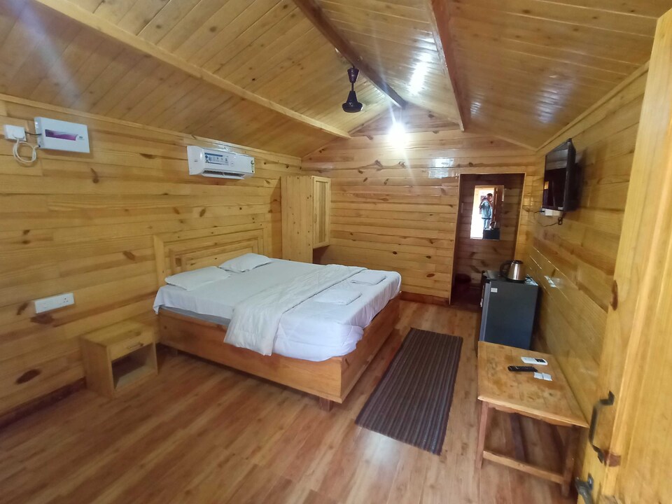 OYO Flagship 90896 Ace Holiday Inn, Morjim Goa, Goa