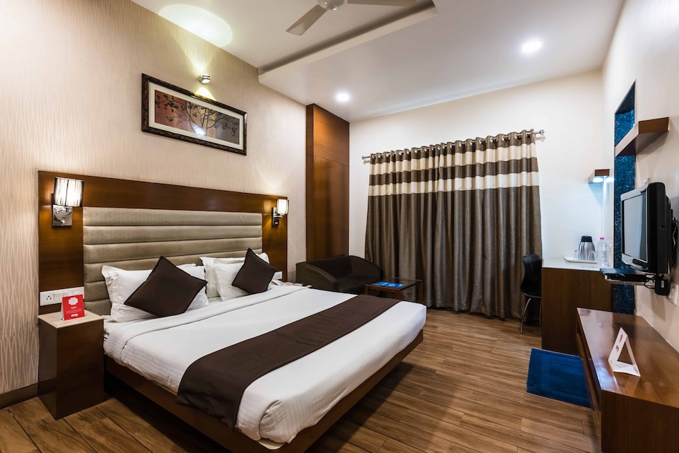 OYO 1497 Hotel Imperial, Ujjain Indore Road, Ujjain
