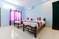 OYO Amare Highway Residency