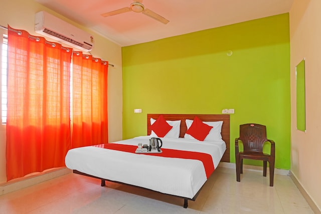 Hotel O Dk Reddy Square