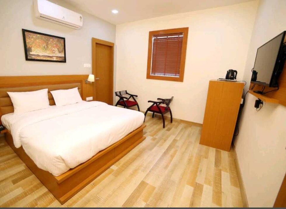 OYO Purple Orchid Hotel, Hisar, Hisar