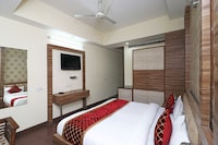 OYO Hotel Sunshine Inn