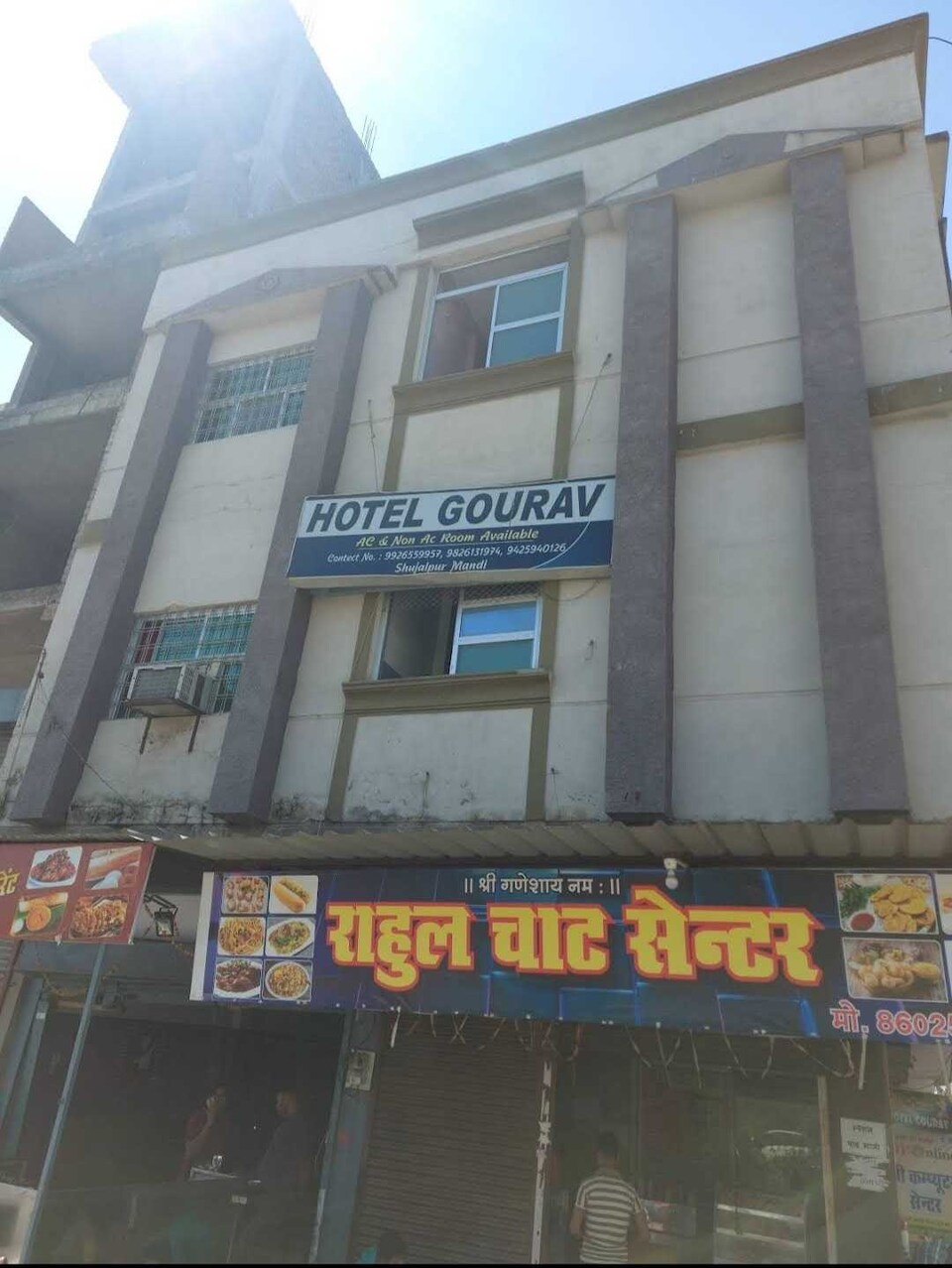 SPOT ON Hotel, Shujalpur, Shujalpur